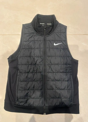 Doudoune sans manche Nike running, marque: Nike, état: Neuf sans étiquette, taille: S, 42,00 €, 44,80 € Protection acheteurs incluse