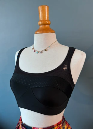 🖤 Brassière de sport noire, brand: Thuasne, condition: Very good, size: S, €4.50, €5.43 includes Buyer Protection