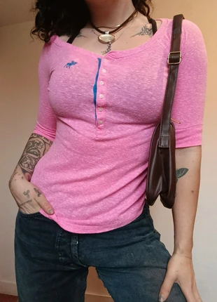 Top henley rose Abercrombie • Taille S femme • Y2K, marke: Abercrombie & Fitch, zustand: Sehr gut, größe: S / 36 / 8, 11,90 €, 13,20 € beinhaltet Vinted-Käuferschutz Pro