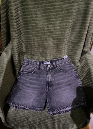 High waisted Shorts Jeans, marque: Pull & Bear, état: Neuf sans étiquette, taille: S / 36 / 8, 10,00 €, 11,20 € Protection acheteurs incluse