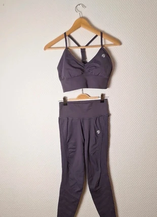 Ensemble brassière taille M + legging Oceans Apart taille S couleur violet, marca: Oceans Apart, estado: Muito bom, tamanho: S / 36 / 8, €28.00, €30.10 inclui Proteção do Comprador Pro