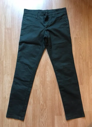 Chino Carhartt W30/32, marque: Carhartt, état: Très bon état, taille: M, 16,00 €, 17,50 € Protection acheteurs incluse