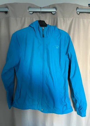 Veste Imperméable The North Face M Femme, merk: The North Face, staat: Heel goed, maat: M / 38 / 10, € 35,00, € 37,45 inclusief Kopersbescherming