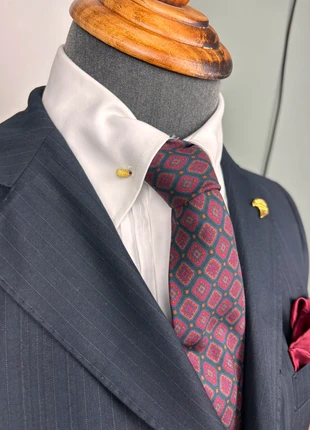 Cravatta vintage Chic, brand: Vintage Dressing, condizioni: Ottime, €12.00, €13.30 include la Protezione acquisti Pro