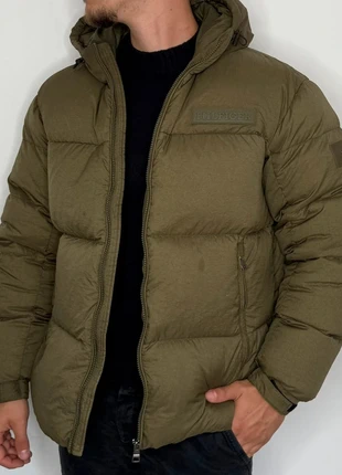 Doudoune homme Tommy Hilfiger puffer taille XL kaki très bon état, marque: Tommy Hilfiger, état: Très bon état, taille: XL, 100,00 €, 105,70 € Protection acheteurs incluse