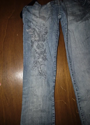 Pantalon femme, marca: TRF Denim, estado: Satisfatório, tamanho: S / 36 / 8, €1.50, €2.28 inclui Proteção do Comprador