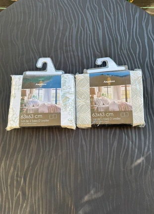 4 Taies D'Oreiller 63x63 Collection Amphora, marke: Taie oreiller, zustand: Sehr gut, größe: Sonstige, 8,00 €, 9,10 € beinhaltet Vinted-Käuferschutz Pro