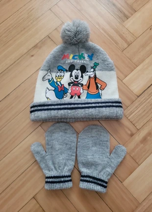 Gorro y manoplas 1-2 años, brand: Disney, condizioni: Ottime, taglia: 1-2 anni, 49 cm, €3.00, €3.85 include la Protezione acquisti
