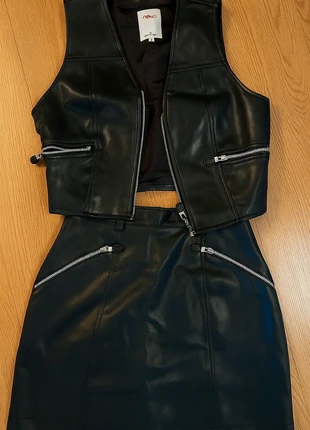 Veste et jupe simili cuir, marca: Boutique Parisienne, estado: Muito bom, tamanho: M / 38 / 10, €30.00, €32.20 inclui Proteção do Comprador