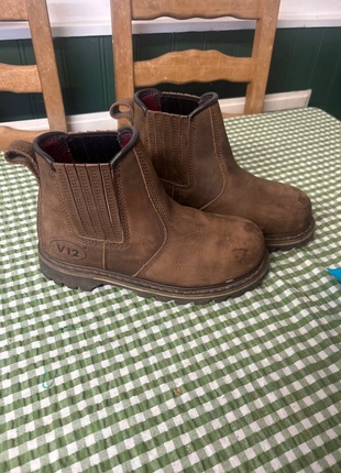 V12 rawhide boots size 6, brand: V12, condition: Good, size: 6, £40.00, £42.70 includes Buyer Protection