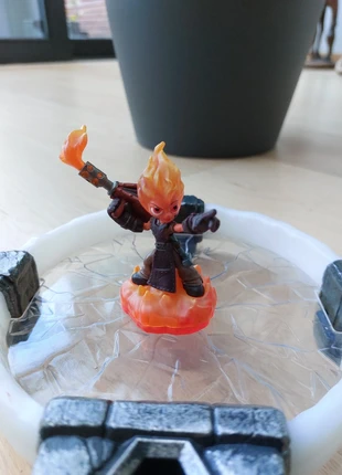 Figurine skylanders Torch, marque: Skylanders, état: Très bon état, 1,95 €, 2,75 € Protection acheteurs incluse