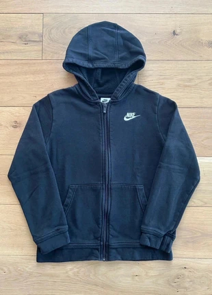 Gilet zippé Nike noir – Logo brodé blanc – Taille 10 ans – Excellent état, marque: Nike, état: Très bon état, taille: 10 ans / 140 cm, 5,00 €, 5,95 € Protection acheteurs incluse