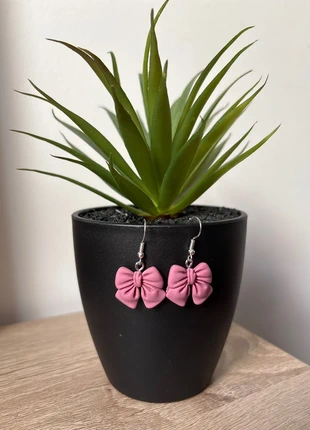 Pendante noeud vieux rose, marque: PAS, état: Très bon état, 2,00 €, 2,80 € Protection acheteurs incluse