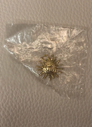 Pendentif soleil doré, condition: Very good, €5.00, €5.95 includes Buyer Protection