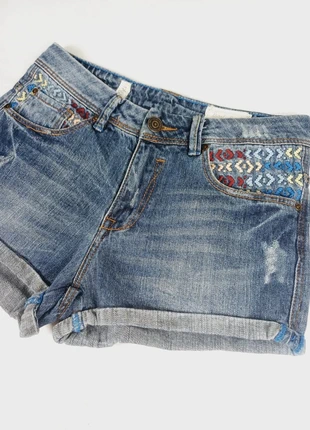 A1402 - Mini calções azuis de ganga com padrões Pull&Bear S (36) | Trendy and Stylish Denim Shorts, marca: Pull & Bear, estado: Muy bueno, tamaño: S / 36 / 8, 20,00 €, 21,70 € Protección al comprador incluida