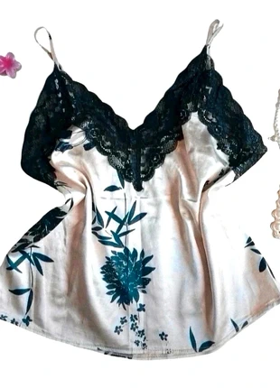 Top satin vintage soirée blanc brillant dentelle florale noir y2k élégant, brand: Vintage Dressing, condition: Very good, size: M / 38 / 10, €12.50, €13.83 includes Buyer Protection