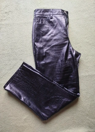 Pantalon droit simili cuir peau de serpent noir Mango 36 EUR / 38 FR, marque: Mango, état: Très bon état, taille: M / 38 / 10, 7,00 €, 8,05 € Protection acheteurs incluse