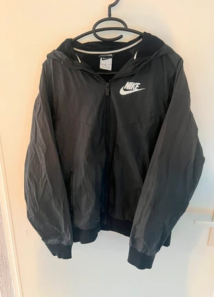 Nike windjack / sportjas – unisex, marque: Nike, état: Très bon état, taille: XL, 10,00 €, 11,20 € Protection acheteurs incluse