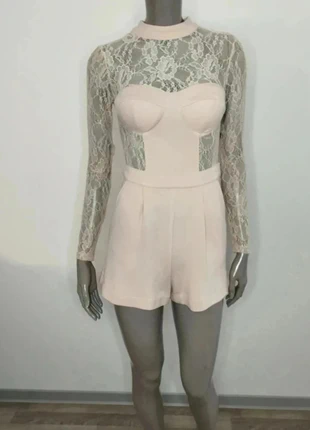 🌸 Combinaison short dentelle nude Tally Weijl – Taille XS, marke: Tally Weijl, zustand: Neu, mit Etikett, größe: XS / 34 / 6, 3,80 €, 4,69 € inklusive Vinted-Käuferschutz