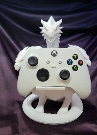 Support manette dragon, marke: Xbox, zustand: Neu, 10,00 €, 11,20 € inklusive Vinted-Käuferschutz