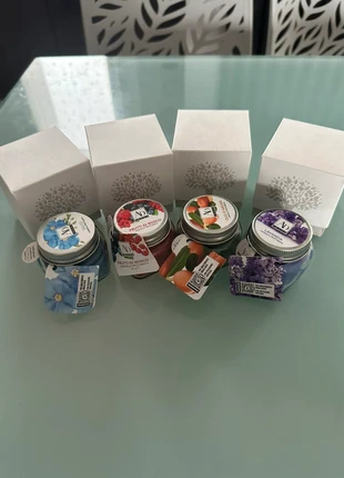 Set 4 candele profumate con confezione, marca: Ad Trend, estado: Nuevo con etiquetas, 8,00 €, 9,10 € Protección al comprador incluida