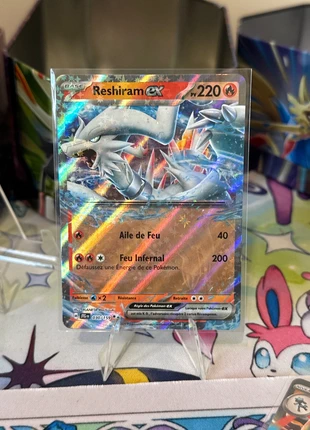 Reshiram ex, marque: Pokémon, état: Très bon état, 2,00 €, 2,80 € Protection acheteurs incluse
