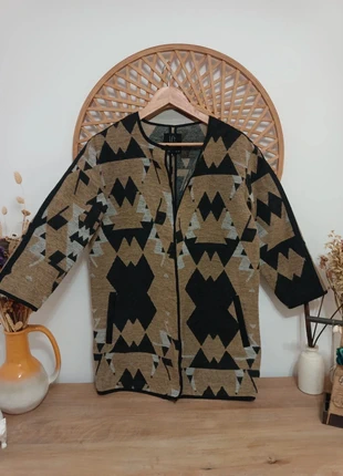Chaqueta boho étnica LFT abierta tonos tierra Talla S, marca: Lefties, estado: Muito bom, tamanho: S / 36 / 8, €13.00, €14.35 inclui Proteção do Comprador