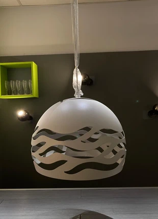 Sospensione moderna con dettaglio onda, marque: Metallica, état: Neuf avec étiquette, 50,00 €, 53,20 € Protection acheteurs incluse