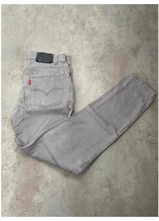 Jean Levis 510 Skinny Femme Gris vintage – Taille 36 (W28 L28), marque: Levi's, état: Très bon état, taille: S / 36 / 8, 25,00 €, 26,95 € Protection acheteurs incluse