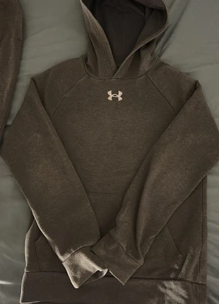 Pull under armour gris très bon état idéal pour l’hiver, brand: Under Armour, condition: Very good, size: XS / 34 / 6, €6.90, €7.95 includes Buyer Protection