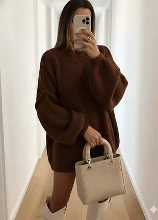 Jersey de punto**Hecho en Italia**Materiales y medidas en Descripción **Calidad Superior🧶, merk: Made In Italy, staat: Heel goed, maat: M / 38 / 10, € 24,20, € 26,11 inclusief Kopersbescherming