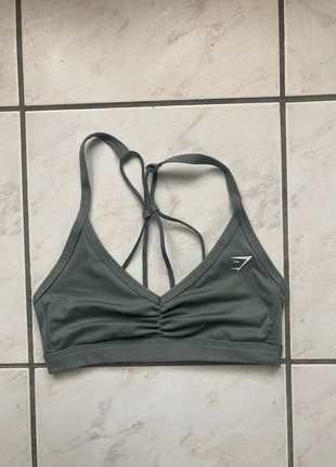 Brassière Gymshark taille XS couleur kaki gris, marca: Gymshark, estado: Muito bom, tamanho: XS, €15.00, €16.45 inclui Proteção do Comprador Pro