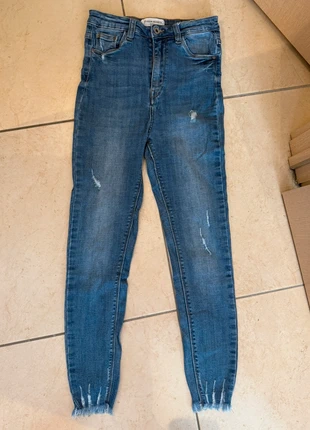 Jeans Queen Hearts, marque: Queen Hearts, état: Bon état, taille: M / 38 / 10, 4,00 €, 4,90 € Protection acheteurs incluse