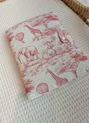 protège carnet de santé toile de jouy rose bébé safari, condition: Very good, size: 1-3 months / 56 cm, €20.00, €21.70 includes Buyer Protection Pro