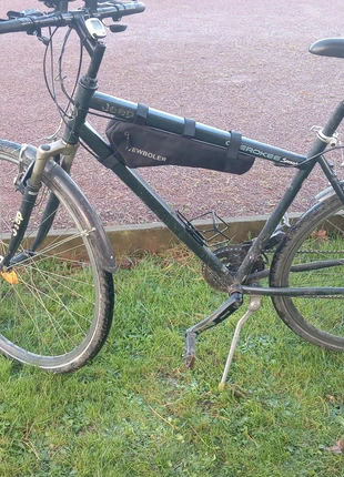 Sacoche de cadre 1.5L, état: Très bon état, 10,00 €, 11,20 € Protection acheteurs incluse