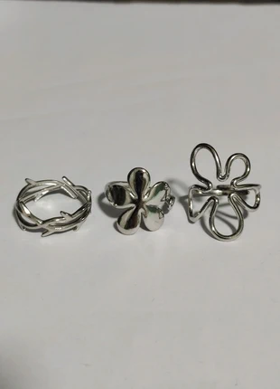 Adjustable stainless steel flower and leaf ring series, brand: y2k, condition: Very good, size: Adjustable, €13.50, €14.88 includes Buyer Protection