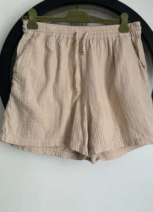 Short beige gaz de coton taille XL Only, marque: ONLY, état: Très bon état, taille: XL / 42 / 14, 3,00 €, 3,85 € Protection acheteurs incluse