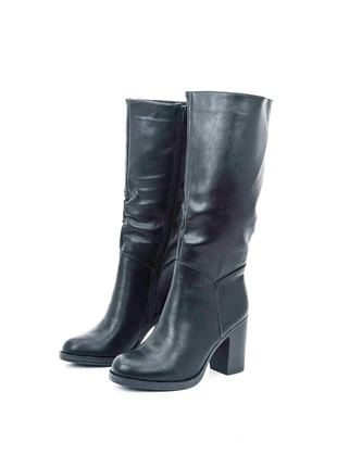 Women's Minimalist Black Leather-like High Boots with Platform Sole, marque: Vintage Dressing, état: Très bon état, taille: 38, 25,00 €, 26,95 € Protection acheteurs (Pro) incluse