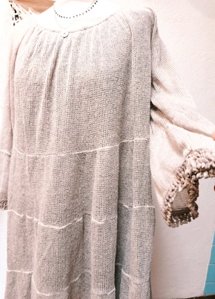 Superbe Robe pull XXL beige tricot frangée, marque: Millenium, état: Très bon état, taille: XXL / 44 / 16, 14,00 €, 15,40 € Protection acheteurs incluse