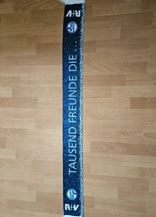 FC Schalke 04 Fanschal - Blau-Weiß, merk: FC Schalke 04, staat: Nieuw zonder prijskaartje, € 3,49, € 4,36 inclusief Kopersbescherming