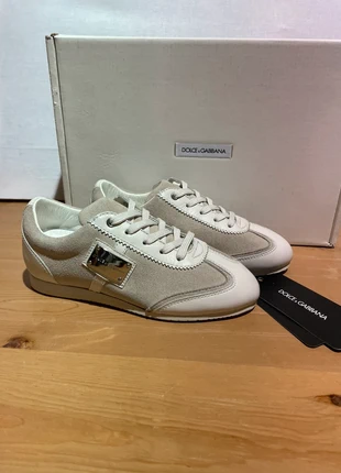 Dolce Gabbana Scarpe con i lacci pelle scamosciata, marque: Dolce & Gabbana, état: Neuf avec étiquette, taille: 31, 44,50 €, 47,43 € Protection acheteurs incluse