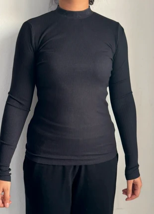 Pull à col roule Calvin Klein noir, brand: Calvin Klein, condition: Very good, size: M / 38 / 10, €20.00, €21.70 includes Buyer Protection