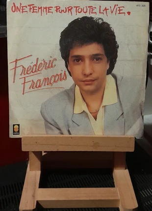 Vinyle Frédéric François - Une femme pour toute la vie, condition: Good, €2.00, €2.80 includes Buyer Protection
