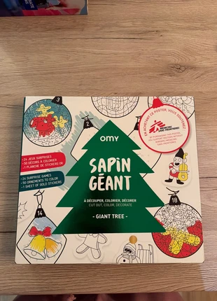 Poster géant sapin à colorier et décorer, état: Neuf avec étiquette, 8,00 €, 9,10 € Protection acheteurs incluse