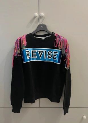 felpa Revise nera, marca: REVISE, estado: Muito bom, tamanho: M / 38 / 10, €8.00, €9.10 inclui Proteção do Comprador