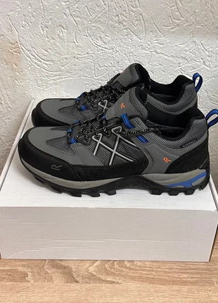 Schuhe zum verkaufen G:42, merk: Regatta, staat: Goed, maat: 42, € 15,00, € 16,45 inclusief Kopersbescherming