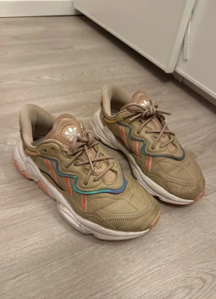 Adidas Osweego women’s size 5 / EU38, marque: adidas, état: Bon état, taille: 38, 15,00 €, 16,45 € Protection acheteurs incluse