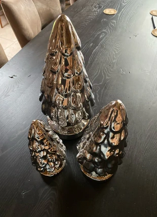 Mooie stenen kerstboompjes, merk: onbekend, staat: Heel goed, € 10,00, € 11,20 inclusief Kopersbescherming