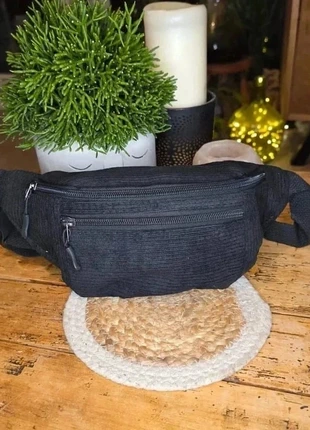 Banane velours côtelée noire ! Neuve !, merk: Tendance, staat: Heel goed, € 8,00, € 9,10 inclusief Kopersbescherming Pro