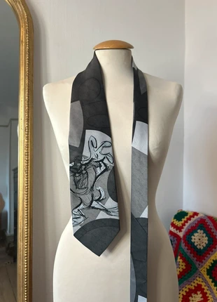 Cravate vintage grise LooneyTunes motifs TAZ, brand: Looney Tunes, condition: Very good, €10.00, €11.20 includes Buyer Protection